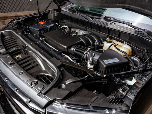 Used 2021 Chevrolet Silverado 1500 LT Trail Boss w/ Convenience Package II image 39