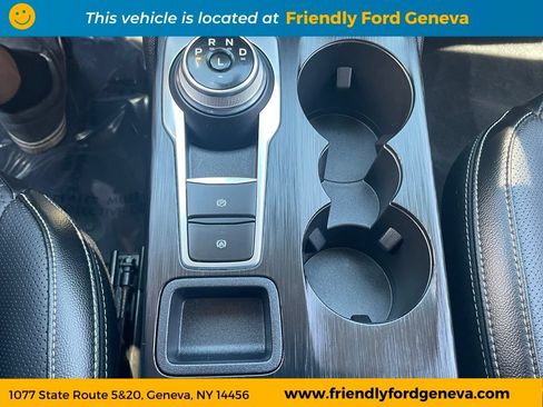 Used 2023 Ford Escape Platinum w/ Premium Technology Package AWD/4WD image 24