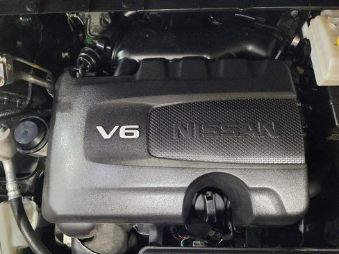 Used 2022 Nissan Pathfinder SV AWD/4WD image 30