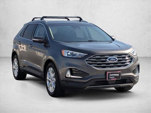 Used 2020 Ford Edge Titanium image 4