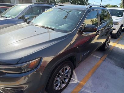 Used 2019 Jeep Cherokee Latitude Plus
