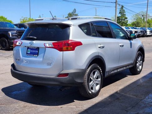 Used 2015 Toyota RAV4 XLE AWD/4WD image 5