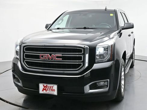 Used 2020 GMC Yukon SLE w/ Convenience Package AWD/4WD image 3