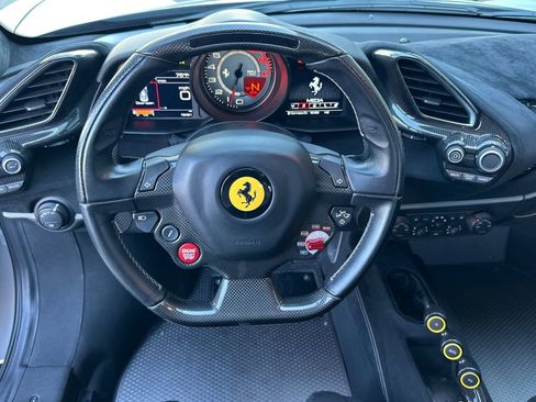 Used 2020 Ferrari 488 Pista Coupe RWD image 15