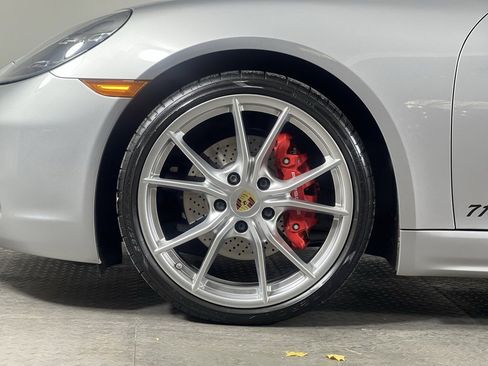 Certified 2022 Porsche 718 Cayman S image 11