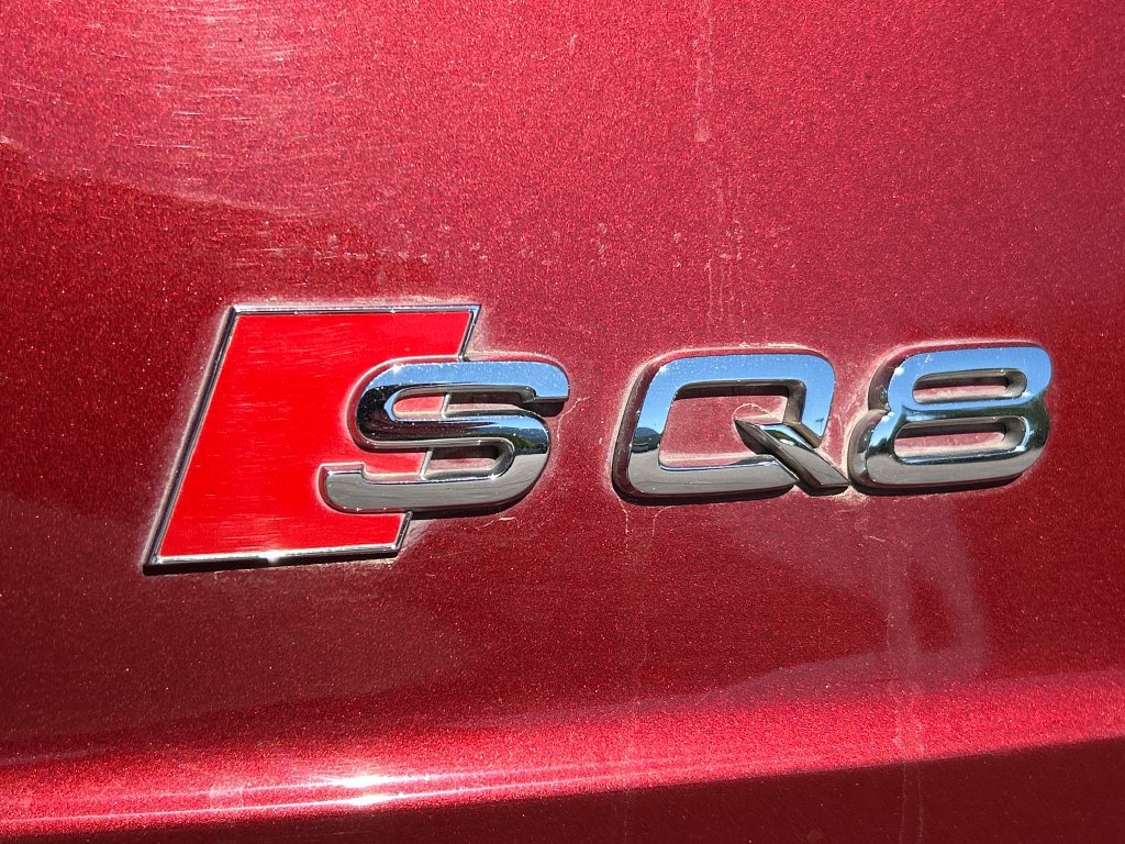 Used 2021 Audi SQ8 Prestige AWD/4WD image 26