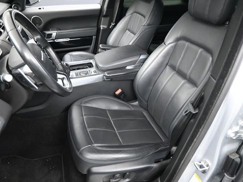 Used 2019 Land Rover Range Rover Sport Supercharged AWD/4WD image 5