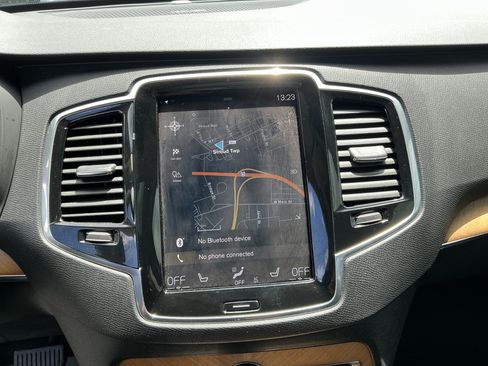 Used 2022 Volvo XC90 T6 Momentum w/ Advanced Package AWD/4WD image 23