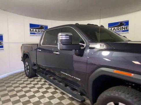 Used 2025 GMC Sierra 2500 Denali w/ Denali Reserve Package AWD/4WD image 4