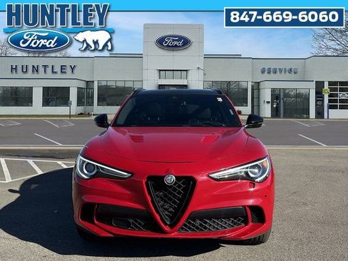 Used 2022 Alfa Romeo Stelvio Quadrifoglio w/ Active Assist Plus Package AWD/4WD image 3