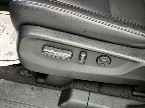 Used 2024 Honda Odyssey EX-L image 12