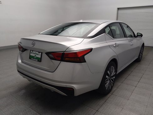 Used 2025 Nissan Altima 2.5 SV FWD image 9