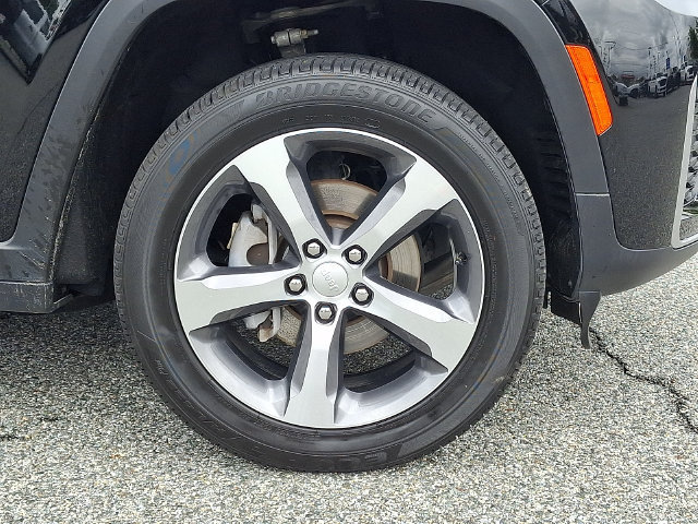 Used 2026 Jeep Grand Cherokee Limited AWD/4WD image 8
