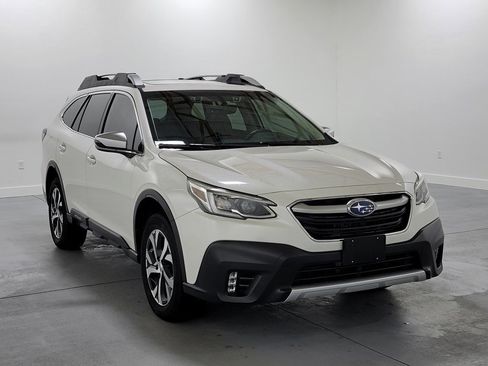 Used 2021 Subaru Outback Touring XT AWD/4WD image 2