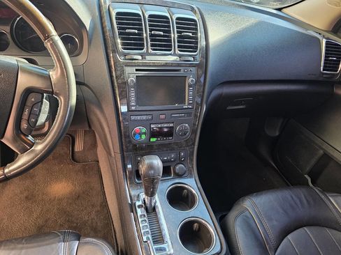 Used 2012 GMC Acadia Denali image 23