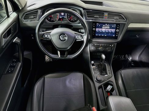 Used 2019 Volkswagen Tiguan SEL AWD/4WD image 17