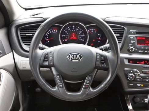 Used 2013 Kia Optima EX image 18
