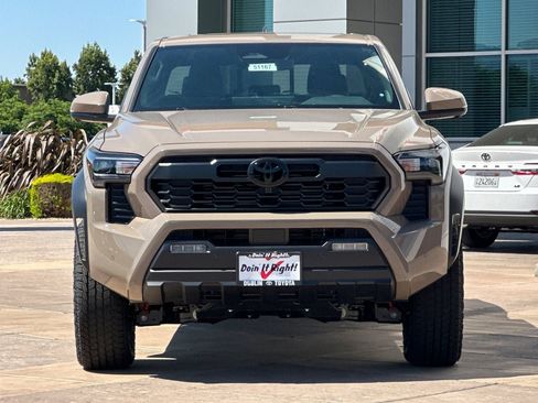 New 2026 Toyota Tacoma TRD Off-Road w/ TRD Off Road Premium Package AWD/4WD image 10