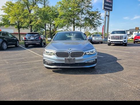 Used 2018 BMW 530i xDrive AWD/4WD image 7