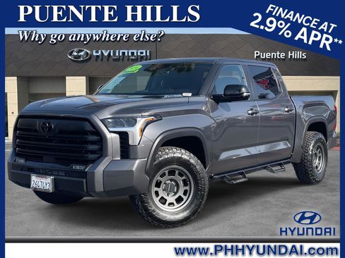 Used 2024 Toyota Tundra Limited image 1
