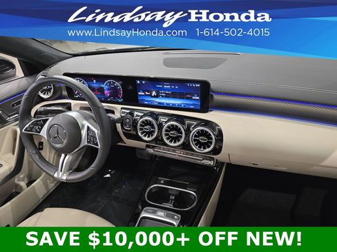 Used 2025 Mercedes-Benz CLA 250 4MATIC image 9