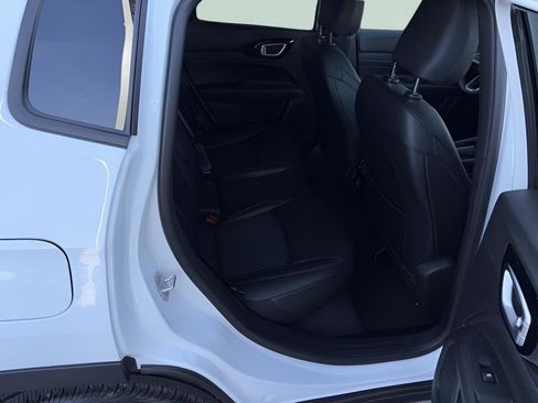 New 2026 Jeep Compass Latitude AWD/4WD image 37