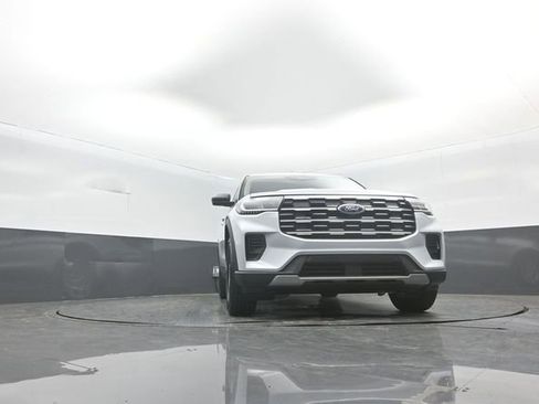 New 2026 Ford Explorer Active image 32