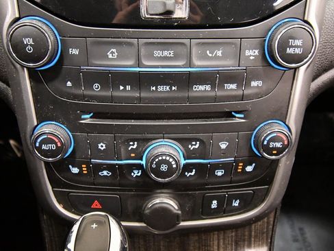 Used 2016 Chevrolet Malibu LTZ image 25