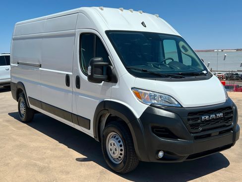 Used 2025 RAM ProMaster 3500 w/ Convenience Group FWD image 7
