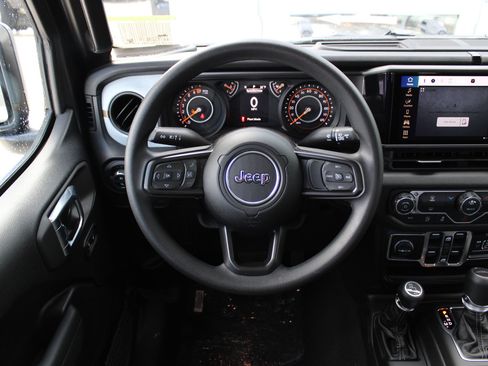 New 2026 Jeep Gladiator Sport image 14