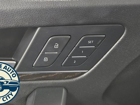 Used 2018 Audi Q5 2.0T Premium Plus w/ Premium Plus Package AWD/4WD image 25
