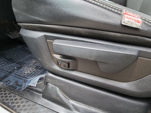 Used 2019 RAM 5500 Tradesman w/ Electrical Accessory Group AWD/4WD image 14