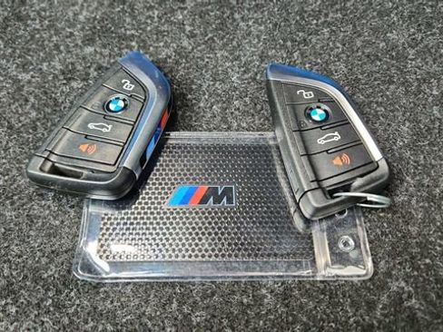 Used 2025 BMW M440i Coupe image 57