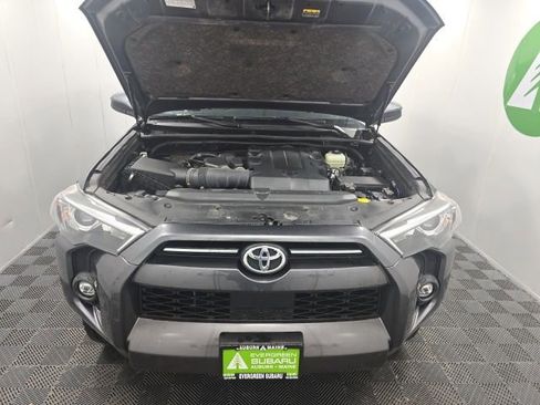 Used 2021 Toyota 4Runner SR5 AWD/4WD image 11
