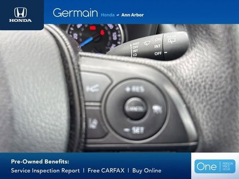 Used 2021 Toyota RAV4 LE AWD/4WD image 23