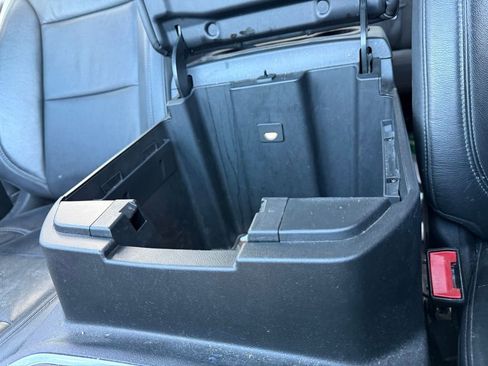 Used 2019 Chevrolet Silverado 1500 RST image 25