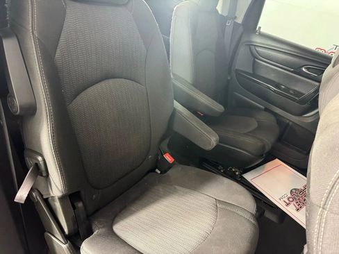 Used 2014 Chevrolet Traverse LT w/ All-Star Edition FWD image 34