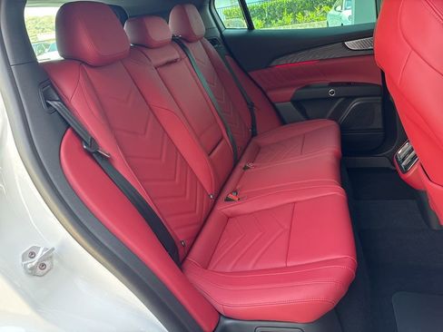 New 2026 Maserati Grecale Modena image 17