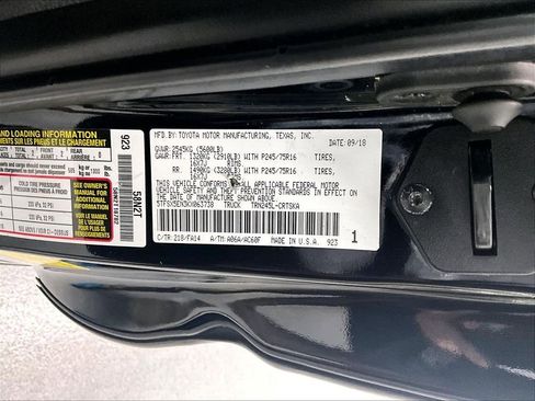 Used 2019 Toyota Tacoma SR AWD/4WD image 32