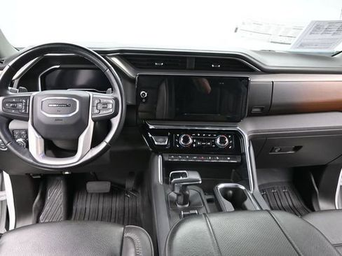 Used 2024 GMC Sierra 1500 Denali w/ Technology Package AWD/4WD image 25