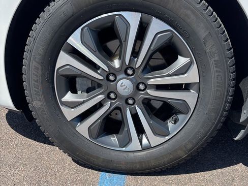 Used 2019 Kia Sedona SX FWD image 8