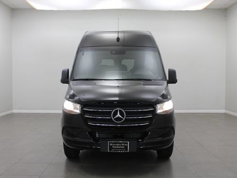New 2024 Mercedes-Benz Sprinter 2500 image 2