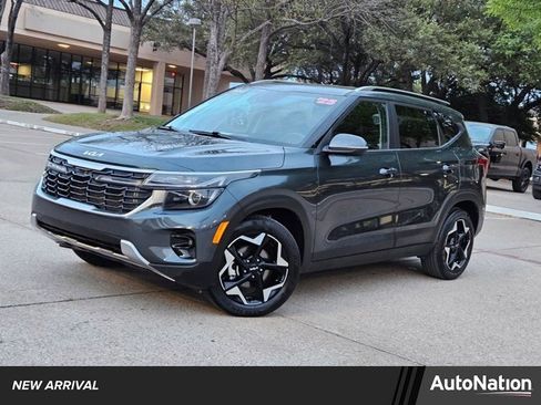 Used 2025 Kia Seltos S image 1