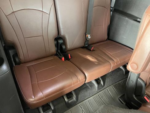 Used 2018 Buick Enclave Avenir w/ Avenir Technology Package image 29