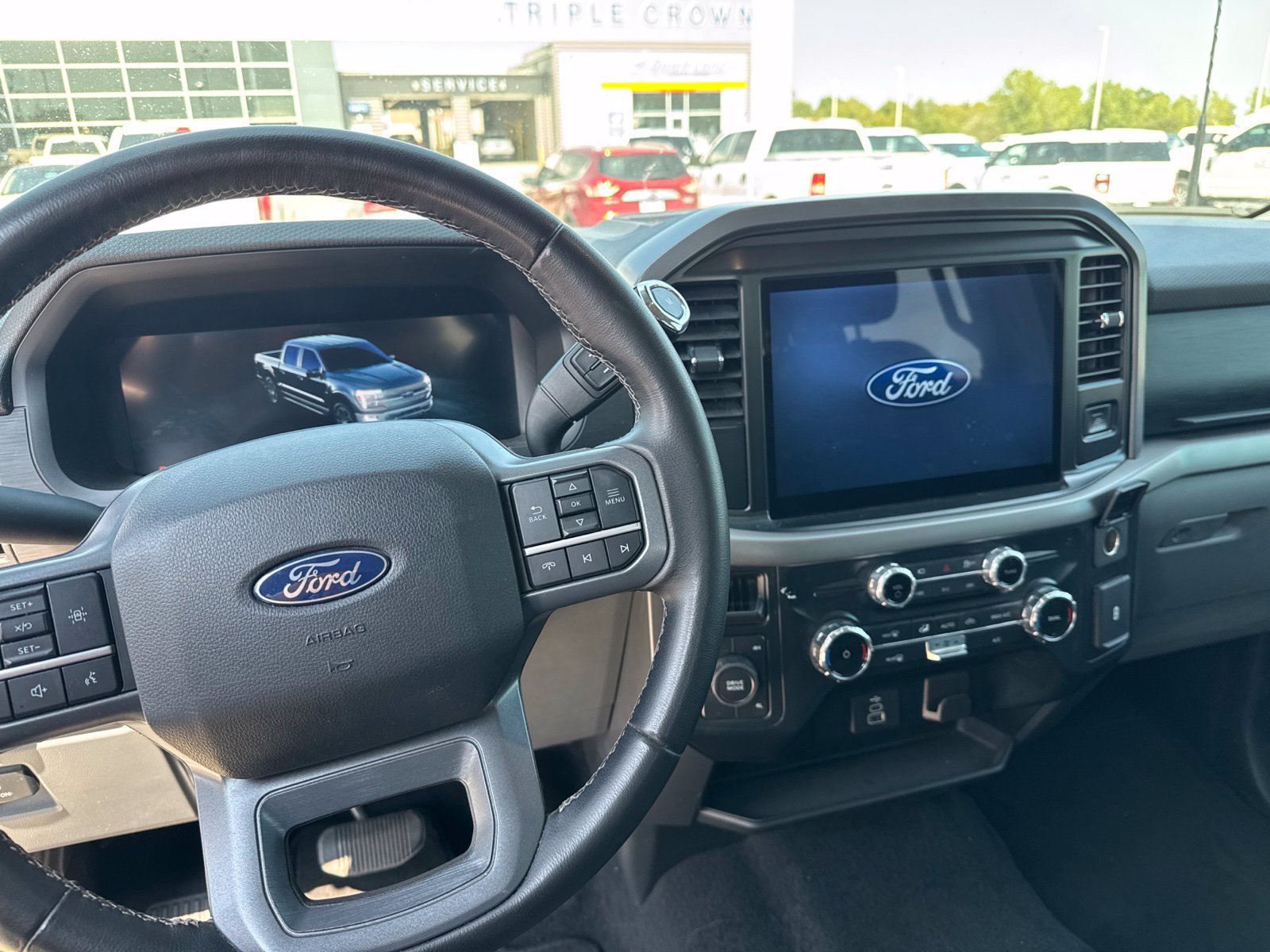 Used 2025 Ford F150 XLT w/ Equipment Group 301A Standard AWD/4WD image 12