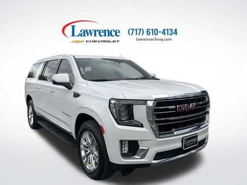 Used 2021 GMC Yukon XL SLT w/ SLT Luxury Package AWD/4WD image 1