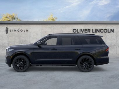 New 2026 Lincoln Navigator Reserve w/ Jet Appearance Package