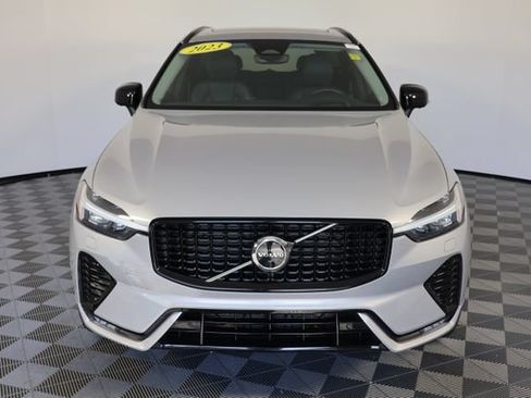 Used 2023 Volvo XC60 B6 Ultimate w/ Protection Package Premier AWD/4WD image 3