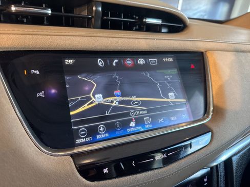 Used 2017 Cadillac XT5 Platinum w/ Driver Assist Package image 37