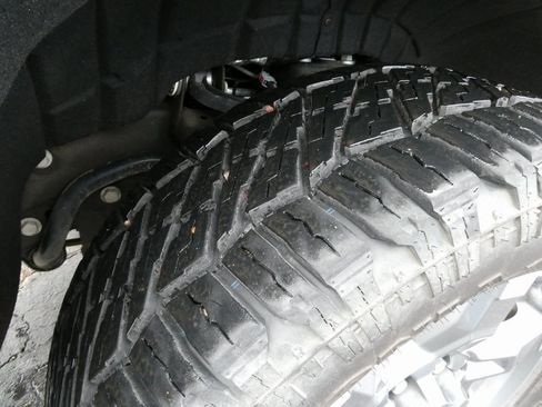 Certified 2025 GMC Sierra 2500 SLT w/ SLT Premium Package image 15